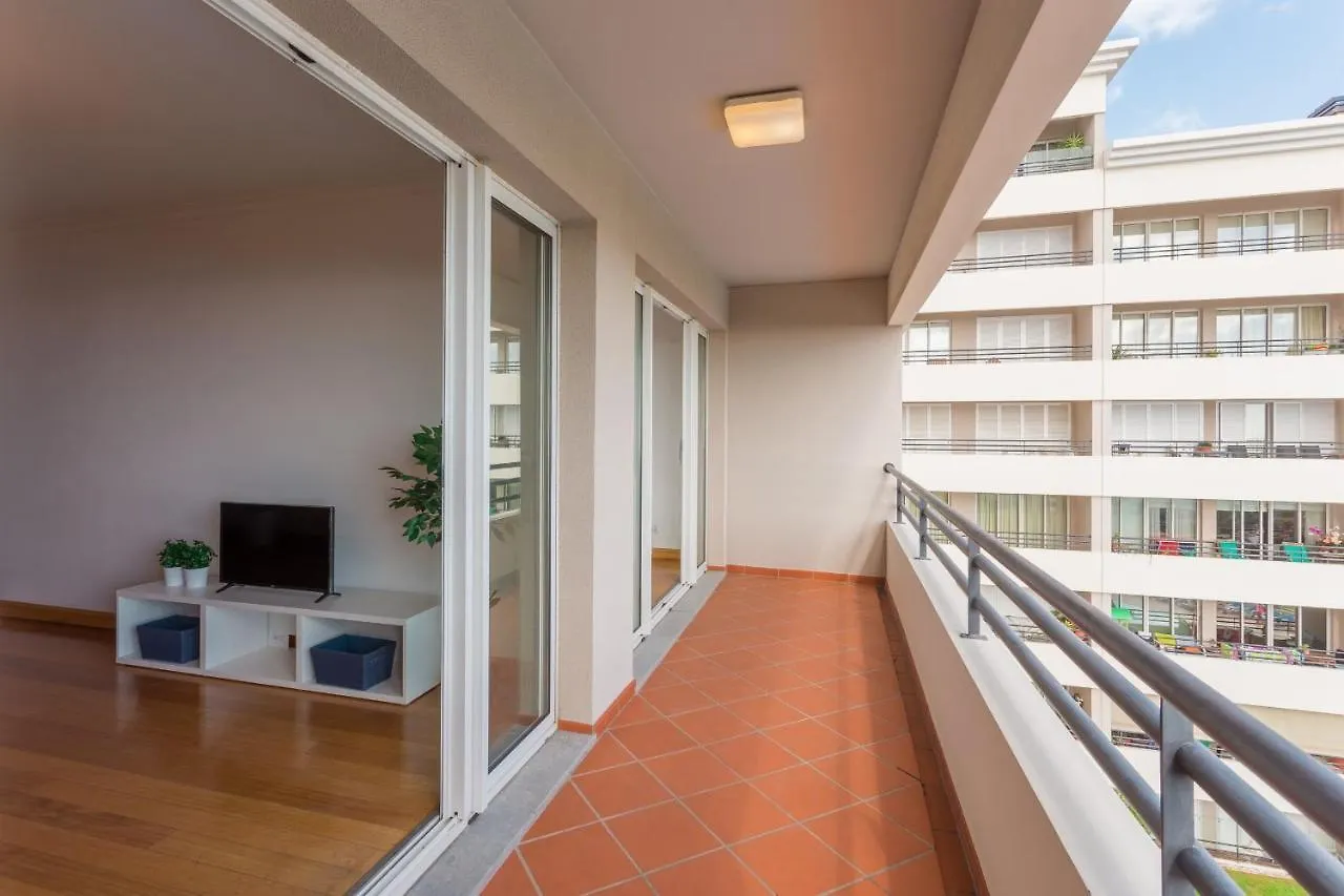 Flh Funchal Sea View Apartment With Pool  Funchal (Madeira)