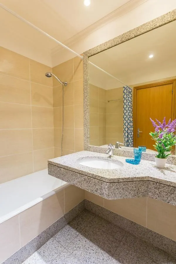 Flh Funchal Sea View Apartment With Pool Funchal (Madeira)